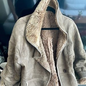 Real Lambskin Coat in Light Brown. Size M, US 6.